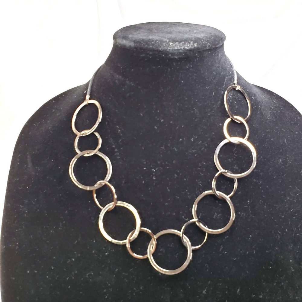 Two Statement necklaces Circles Silver and Grey - Picture 10 of 11
